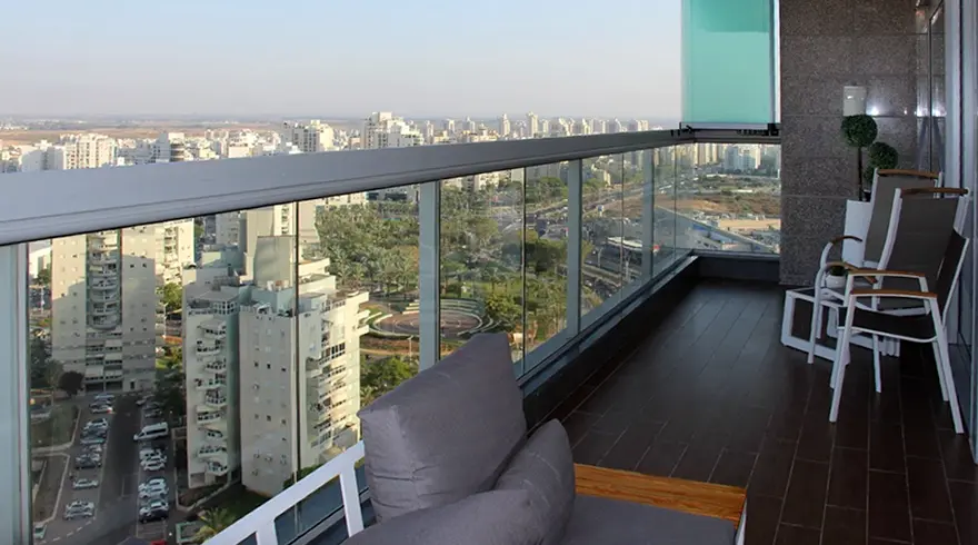 Albert Genau Balumax Balustrade & Railing System